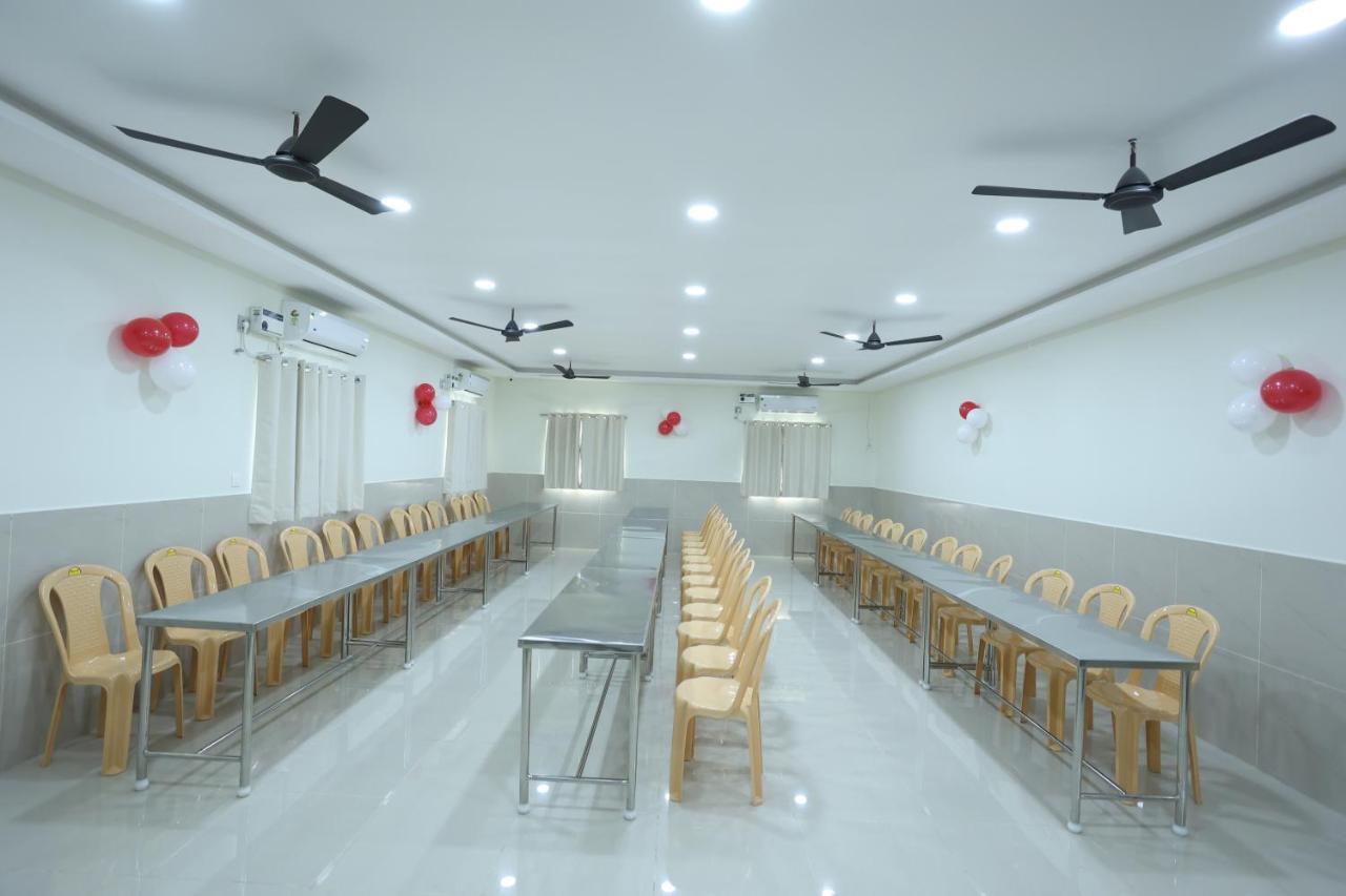 Lgp Residency Hotel Tiruchirappalli Exterior photo